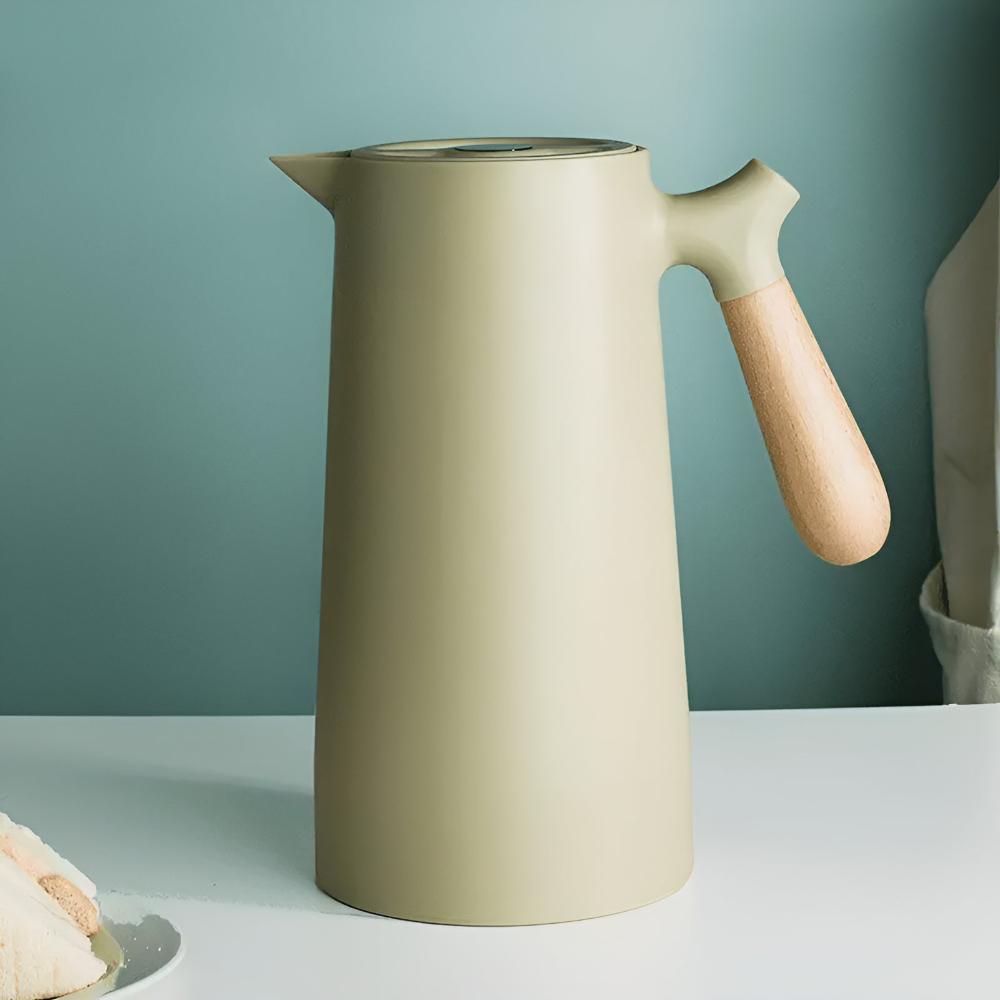 Insulated Carafe with Wooden Handle – 1L Vacuum-Sealed Beverage Dispenser - Image 12