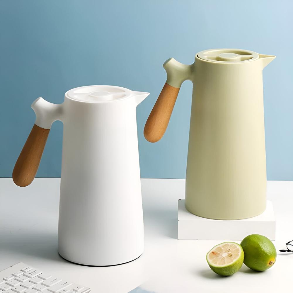 Insulated Carafe with Wooden Handle – 1L Vacuum-Sealed Beverage Dispenser - Image 8