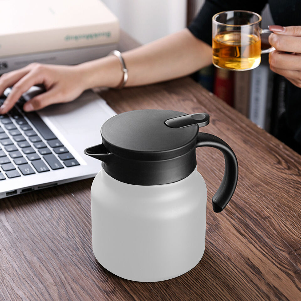 Stainless Steel Insulation Pot - Spill-Proof Thermal Jug for Hot Beverages, Durable Vacuum Design, Easy Pour Spout - Image 3